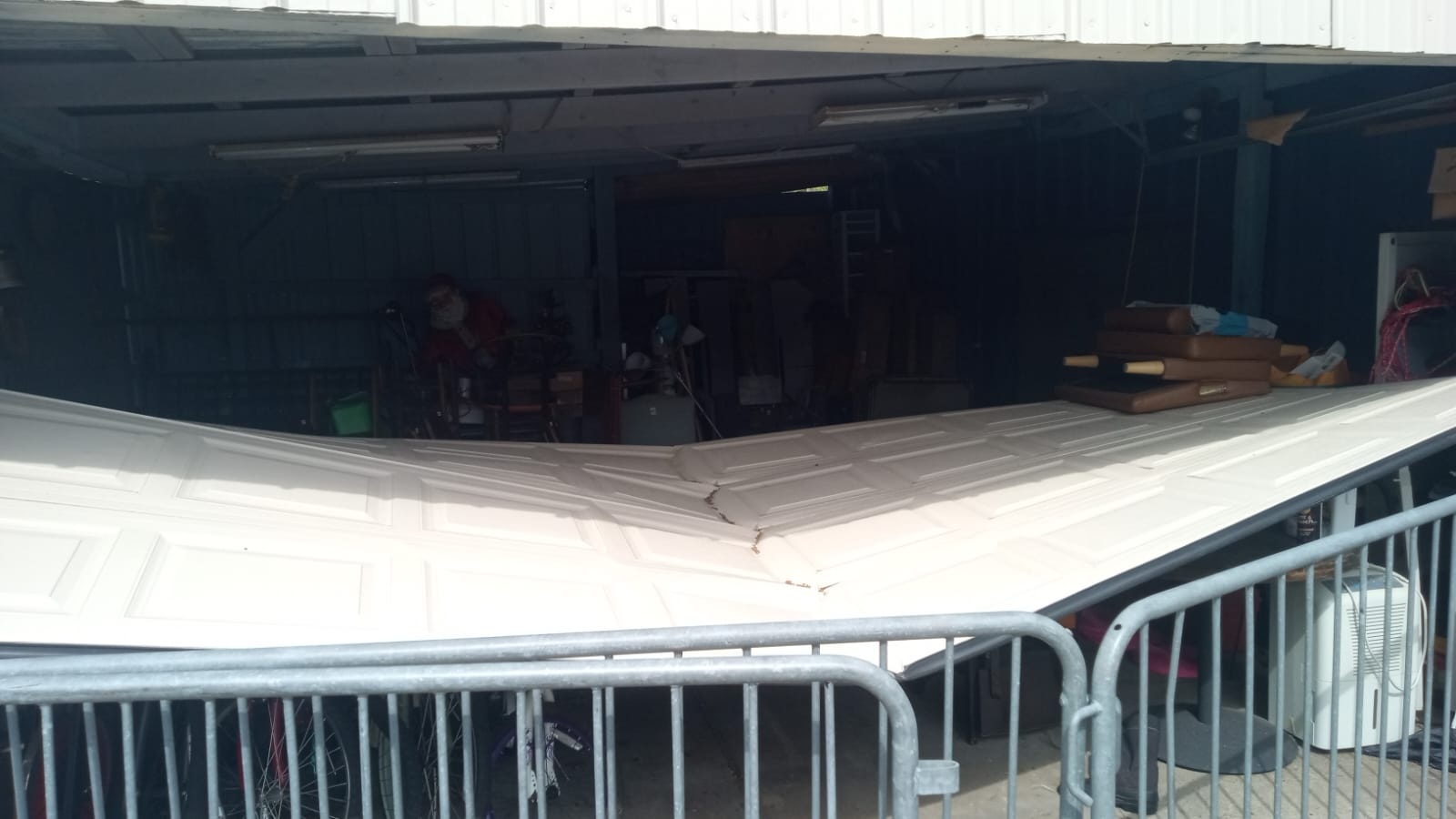 Emergency Garage Door Service in Stafford, TX — Lemus Garage Door Services, Licensed & Insured, (281) 906-4783